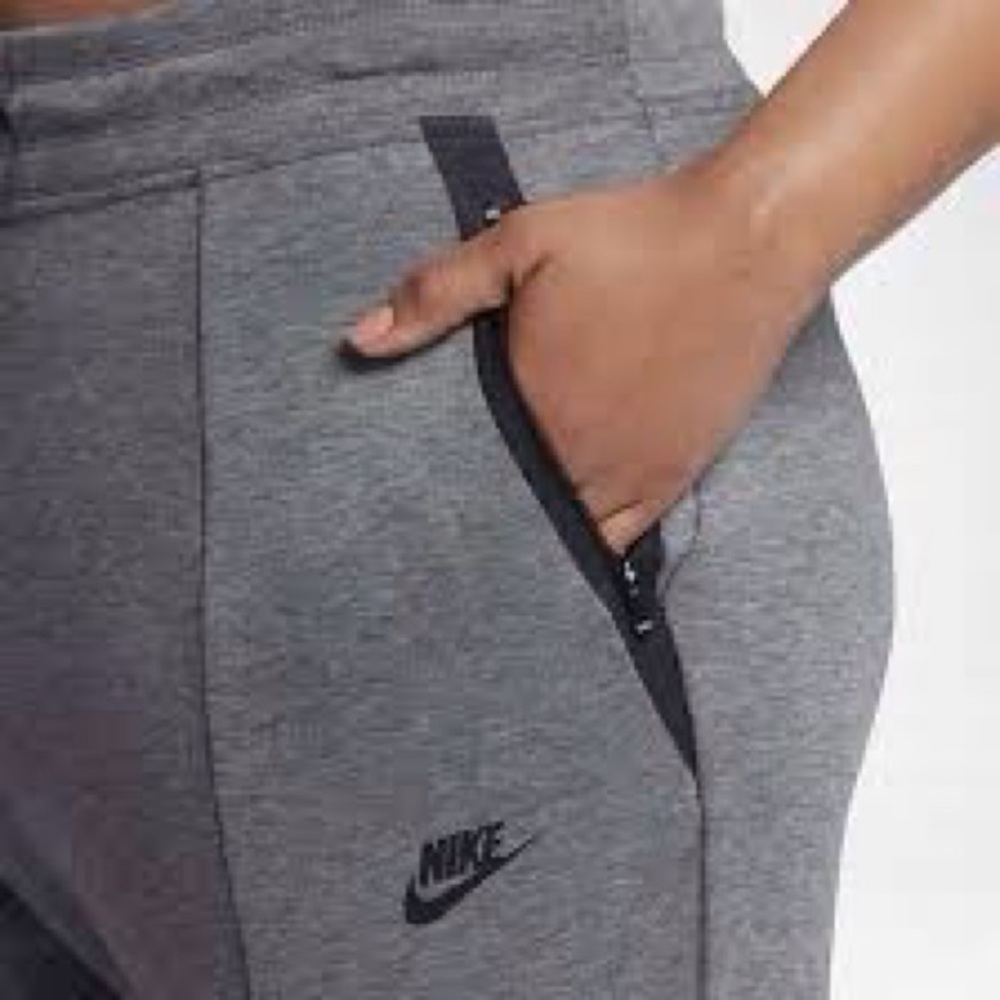 🆕 | ✔️ Nike Tech Sweats - Picture 3 of 6